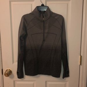 Tight long sleeve Ivivva shirt